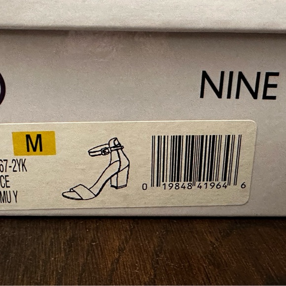 Nine West Sandal - Picture 4 of 6